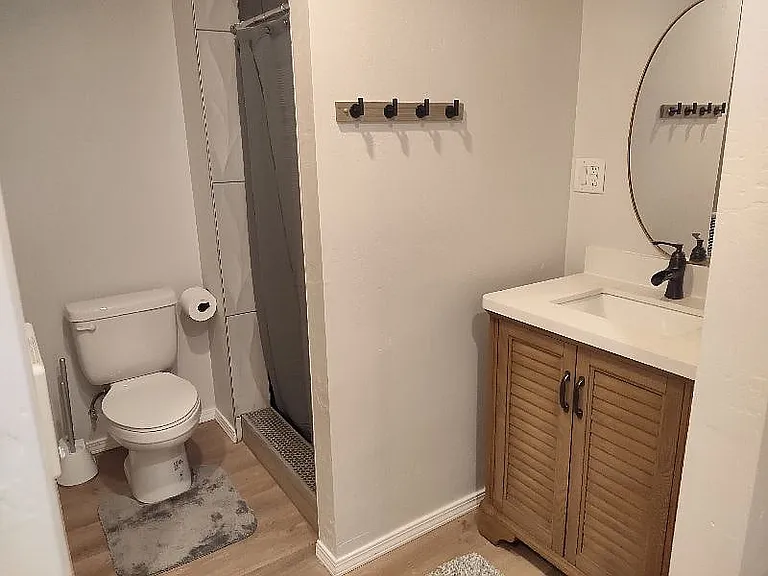2805 Kathryn Ave SE #2W — Photo 16