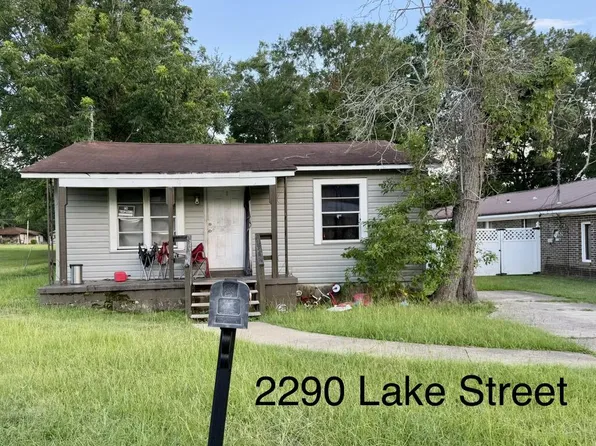 2290 Lake St, Dothan, AL 36303