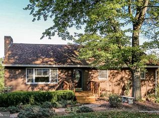 95 Bass Lake Rd, Etters, PA 17319