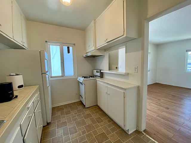 30 Rose Ave #3 — Photo 7