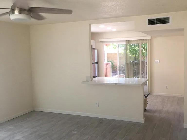 909 E Tuckey Ln #3 — Photo 13