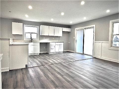 5th image of 19001 Keeler Ave