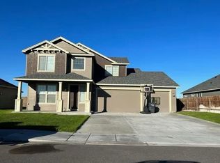 4114 Montgomery Ln, Pasco, WA 99301