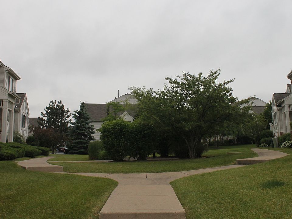 659 S Parkside Dr Round Lake IL Zillow