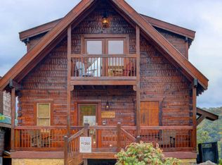 1260 Bear Cub Way, Gatlinburg, TN 37738