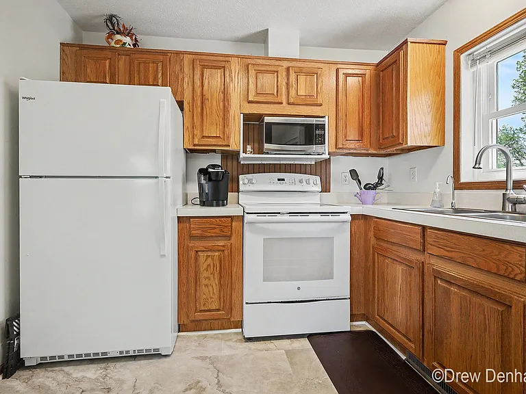 2676 Walnut Hills Ct SE — Photo 6