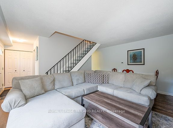 2nd image of 70 Fiddlers Green Rd #104