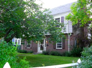 36 Linnard Rd, West Hartford, CT 06107