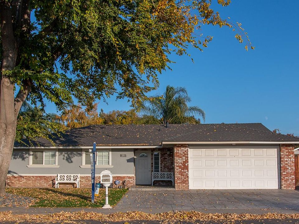 2nd image of 1304 Satariano Ln