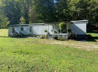 211 Left Fork Of Two Mile Rd, Williamsport, KY 41271