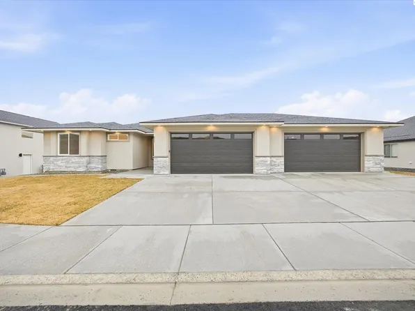825 Thebes St, West Richland, WA 99353
