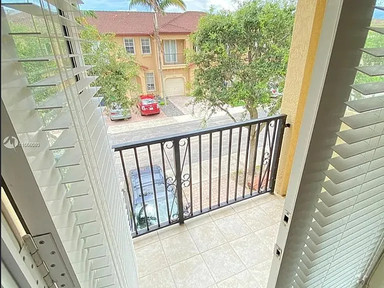 12973 SW 132nd Ter — Photo 20