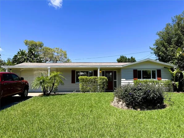 4949 Manor Dr, New Port Richey, FL 34652