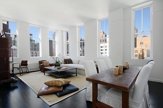 1st image of 115 4th Ave APT 8I