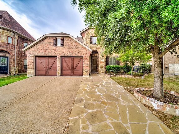 2nd image of 324 Enid Dr