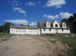 6620 Owen Dr, Kalamazoo, MI 49009