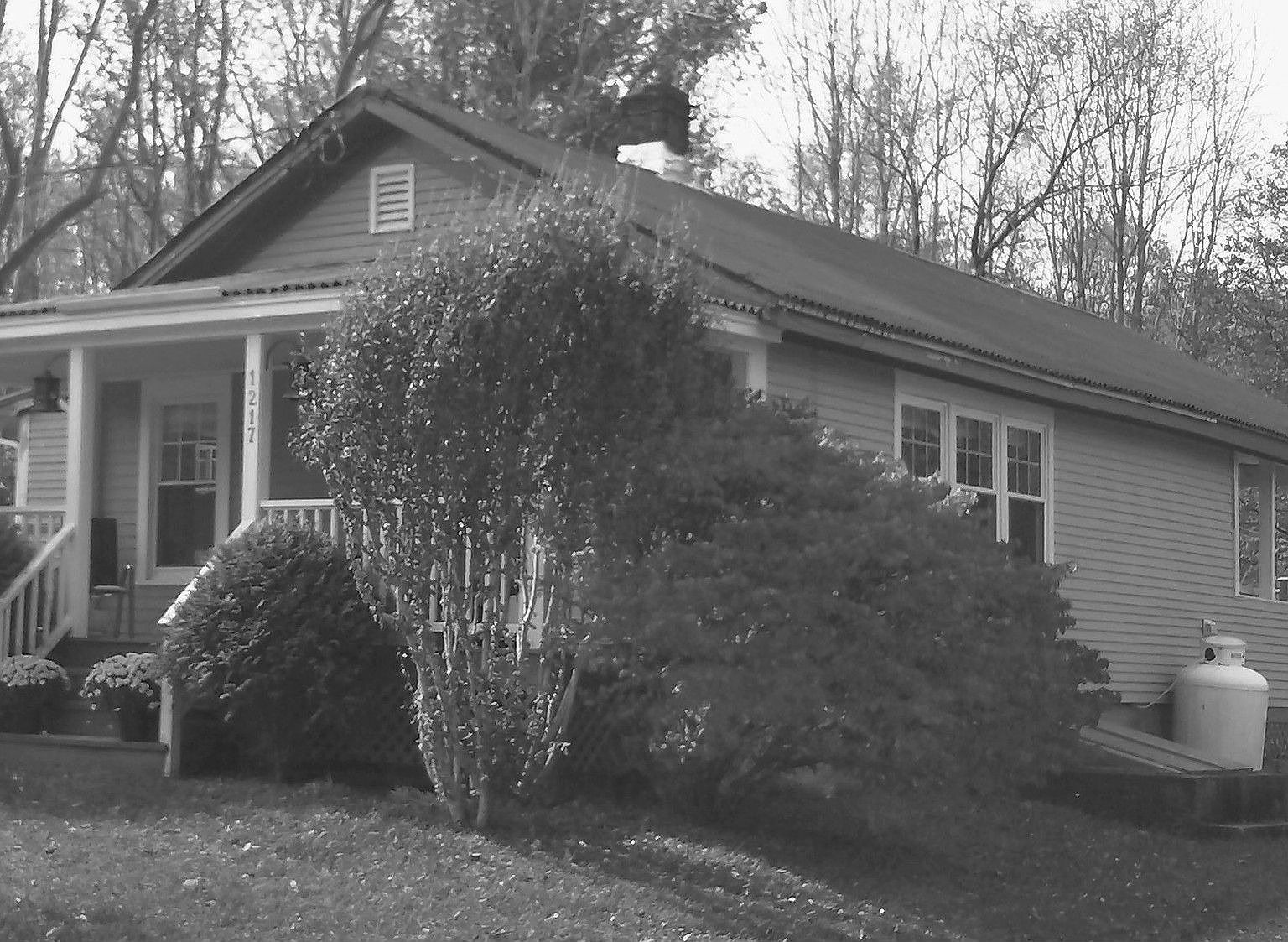 1217 Middle Pownal Rd, Pownal, VT 05261 Zillow