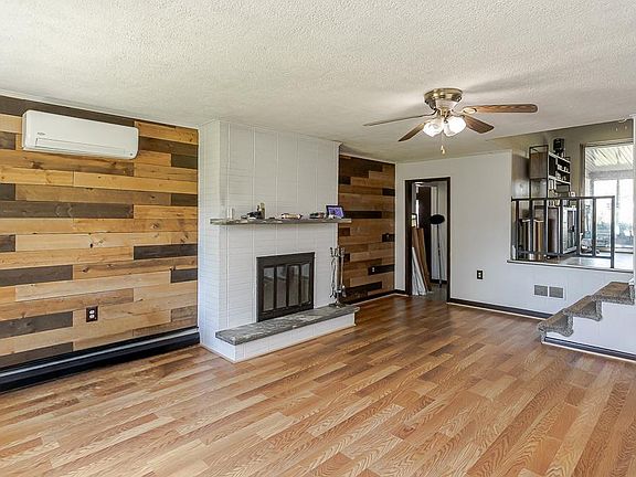 4th image of 6125 Seaman Rd