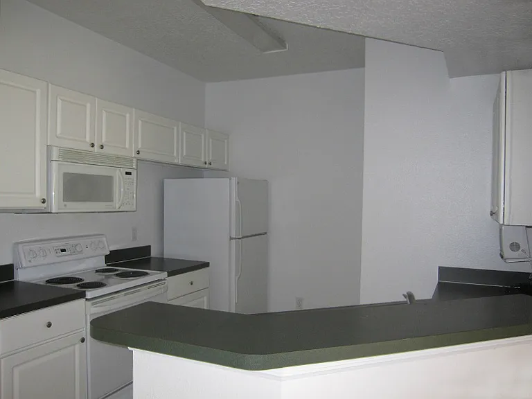 5578 Metrowest Blvd #1-211 — Photo 10