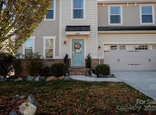 2271 Stone Pile Dr SW, Concord, NC 28025