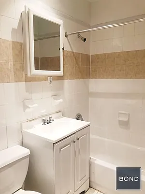 Rented by Bond New York | media 3