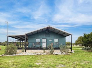 129 N Rolling Oaks Ln, Harper, TX 78631