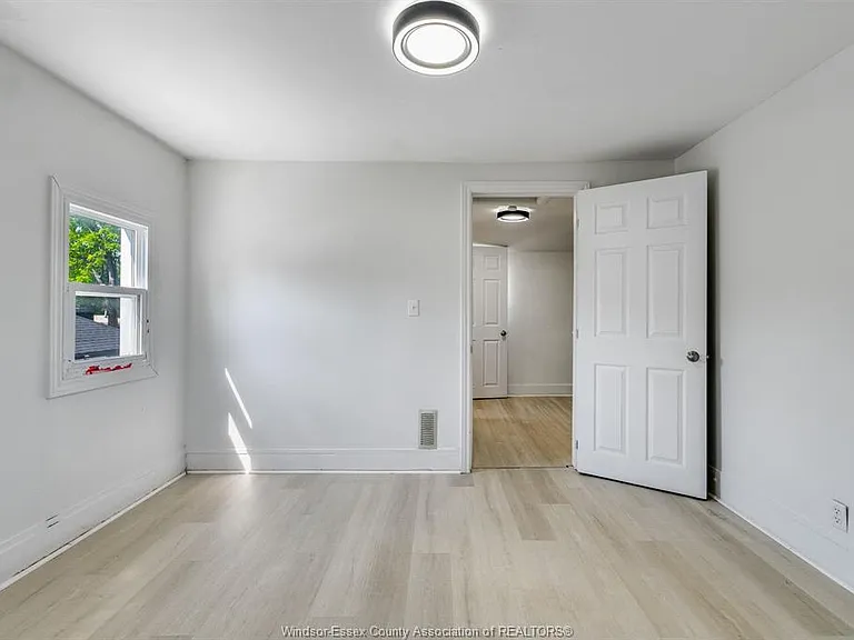8 Payne St — Photo 12