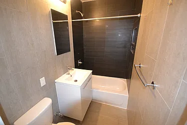 Rented by Silverstein Collection LLC 