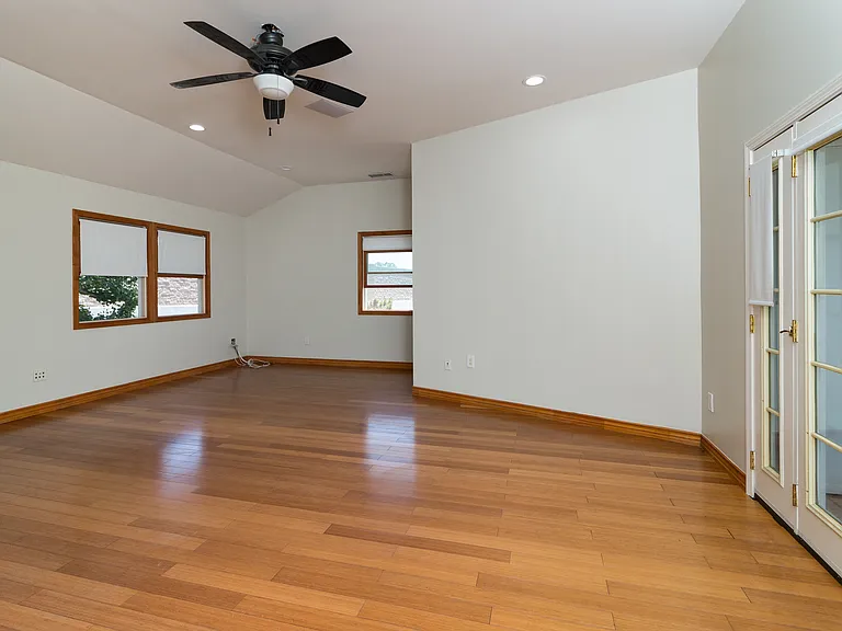 4711 Purdue Ave — Photo 29