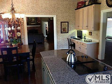 5th image of 4109 Southwood E