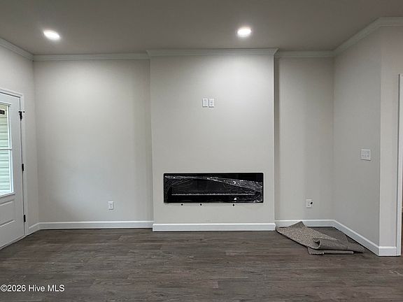 4th image of 596 O Neal Street