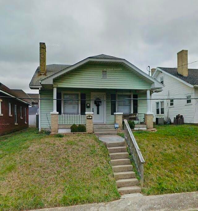 1st image of 379 Bucoto Ct