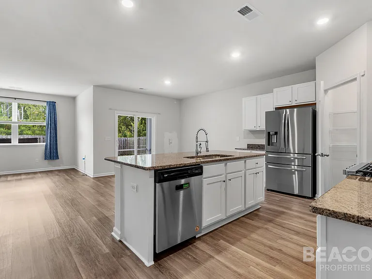 9120 Saint Thomas Ct — Photo 17