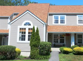 229 Mallard Ct, Yorktown Heights, NY 10598