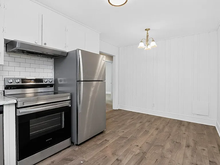 4820 Charleston Dr — Photo 5