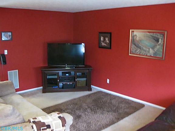 5th image of 874 Sheldrake Ct