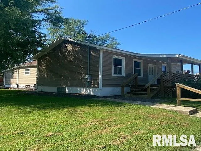 524 E Vine St photo 1