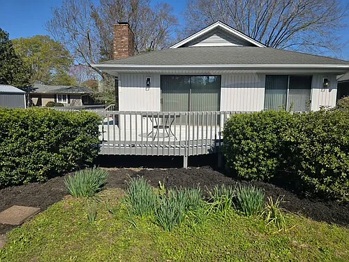 1805 Plantation Dr Photo 1