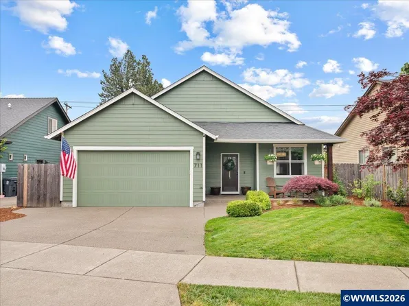 711 Pintail St, Silverton, OR 97381