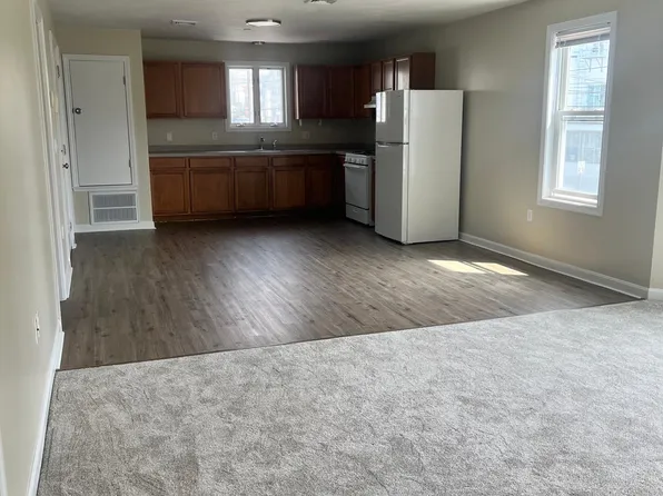 6 Chavenson St, Fall River, MA