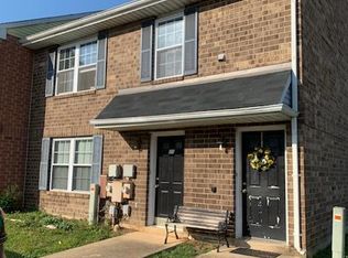 24 Revelle St, New Castle, DE 19720