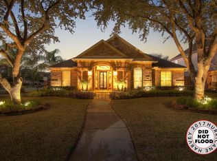 2908 Misty Wind Ct, League City, TX 77573