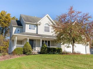 87 Deer Valley Dr, Clinton, OH 44216