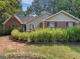 220 Daileys Plantation Dr, McDonough, GA