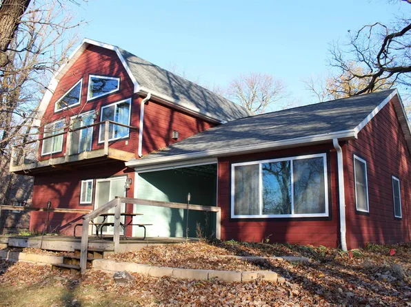 34799 Island View Ln, Emmetsburg, IA 50536