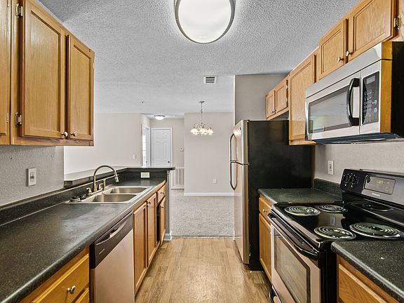 4th image of 1200 Lanier Mill Cir #710