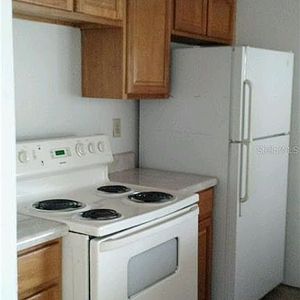 Kitchen stove fridge