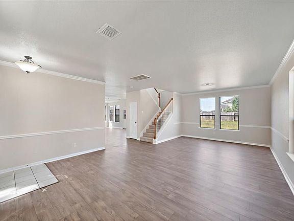 2nd image of 2310 Enchanted Park Ln