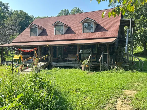 7230 W May Rd, Bloomington, IN 47403