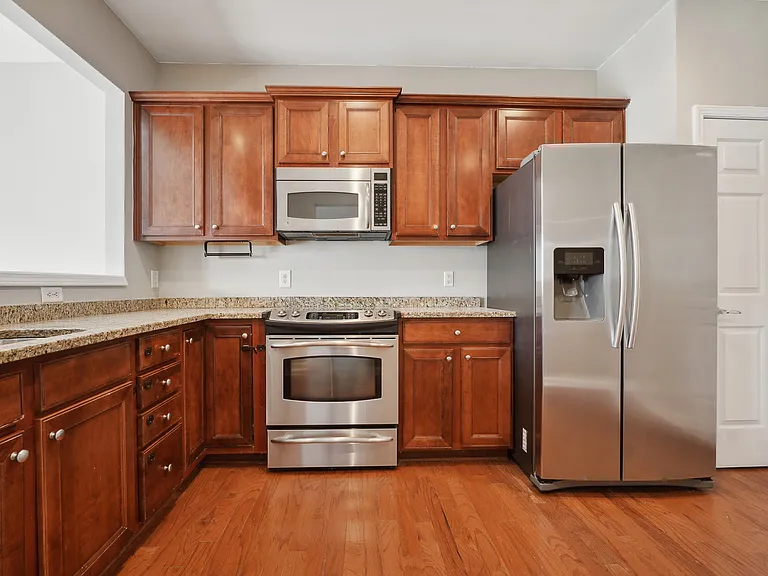 8223 Pilots View Dr — Photo 10